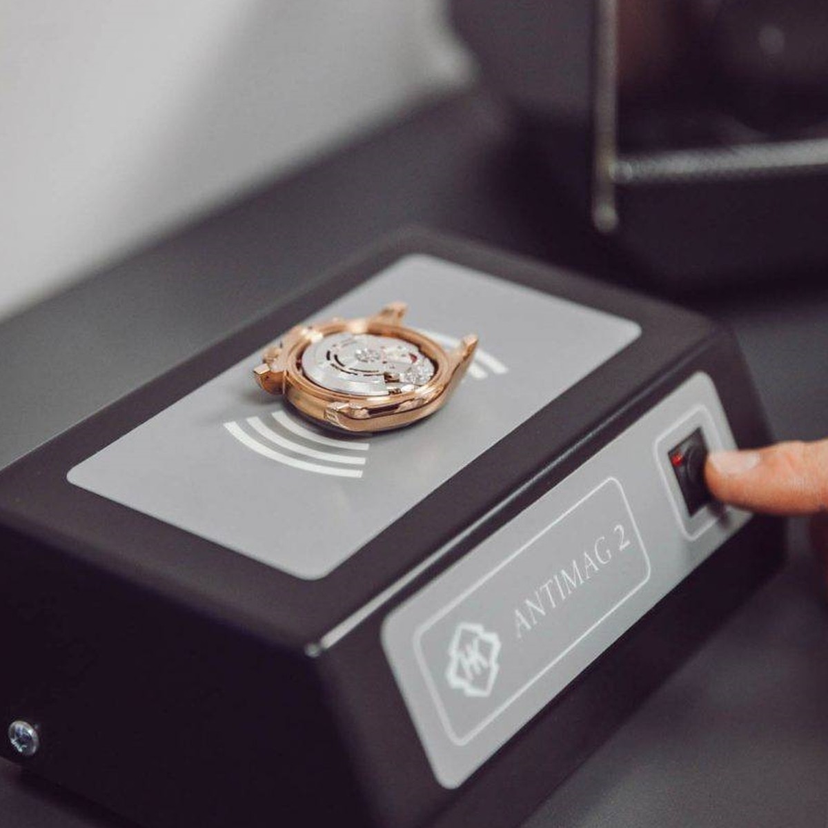 Demagnetiseur montre clearance