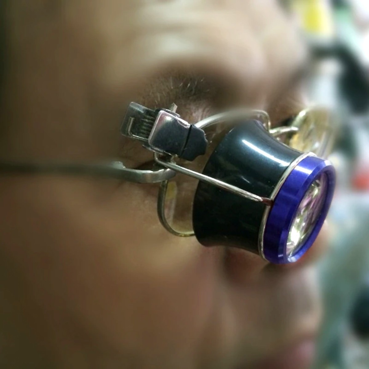 Loupe D'horloger/bijoutier à Clipser Sur Lunettes - Grossissement 20X - Modèle 4400, Neuf Avec étiquettes